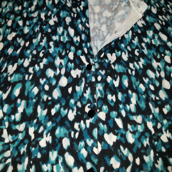 Lightweight Cardigan - Picture 2 of 3