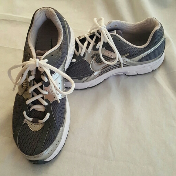 Nike Dart Women's Running Shoes