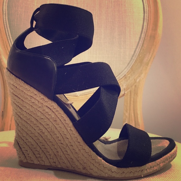 Club Monaco Black + Tan Zig Zag  Espadrille - Picture 1 of 4