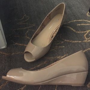 Chinese laundry nude patent wedges