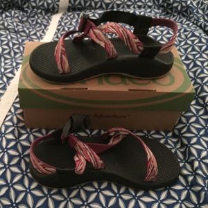 Purple/Pink Ladies Chacos size 6
