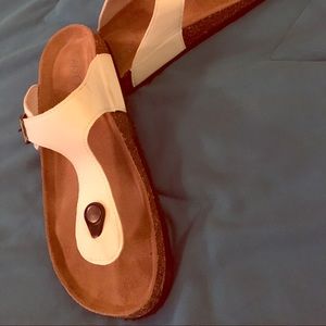 Like Birkenstock's but from boutique size 9
