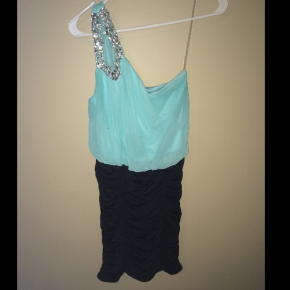 One shoulder formal/homecoming dress