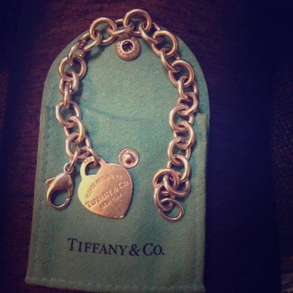 Tiffany&CO vintage 925 heart charm  bracelet