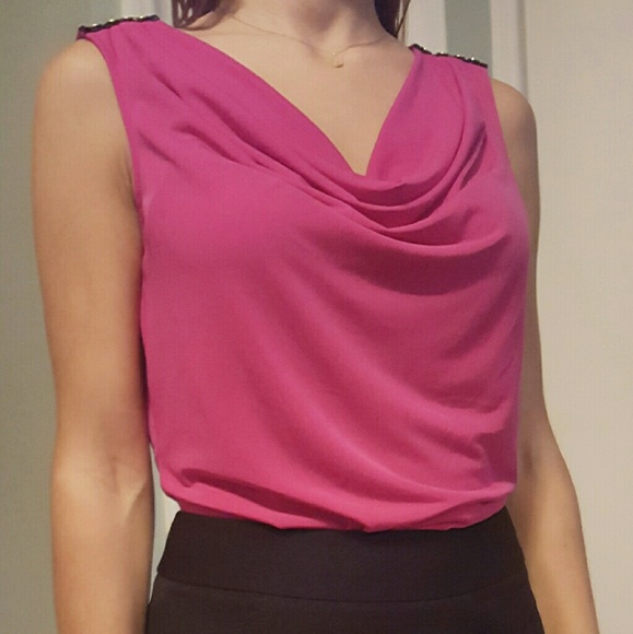 Pink dressy top - Picture 2 of 4