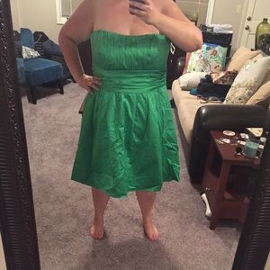 ⚡️SALE ⚡️Adorable green dress with pockets