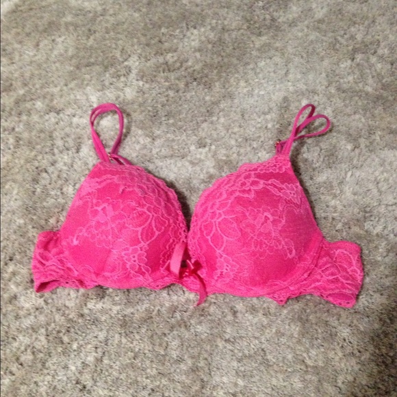 Victoria Secret very sexy push up bra size 34A - Picture 1 of 3
