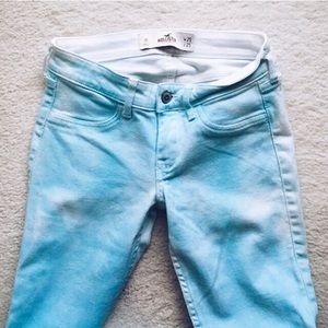BRAND NEW hollister blue jeans