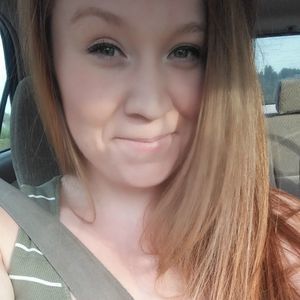 Meet your Posher, Emilie