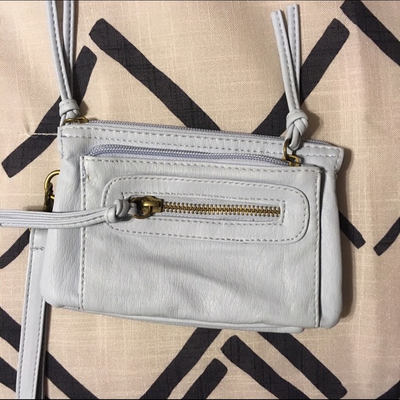 Wallet wristlet
