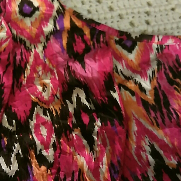 Blouse - Picture 2 of 4