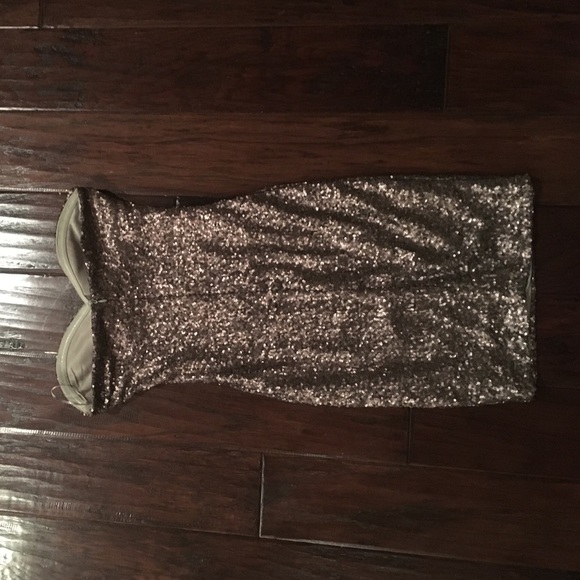 Sequins cocktail dress - Picture 2 of 4