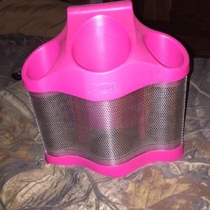 Bathroom storage holder