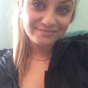 Meet your Posher, Savie