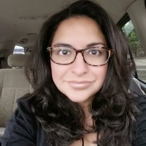 Meet your Posher, Julia