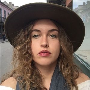 Meet your Posher, Ash