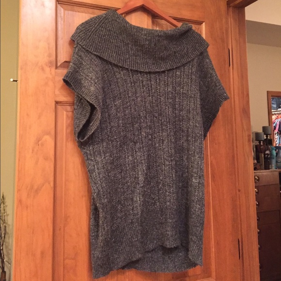 Charlotte Russe Gray Tunic Sweater - Picture 3 of 3