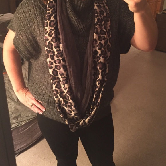 Infinity Scarves - Picture 4 of 4