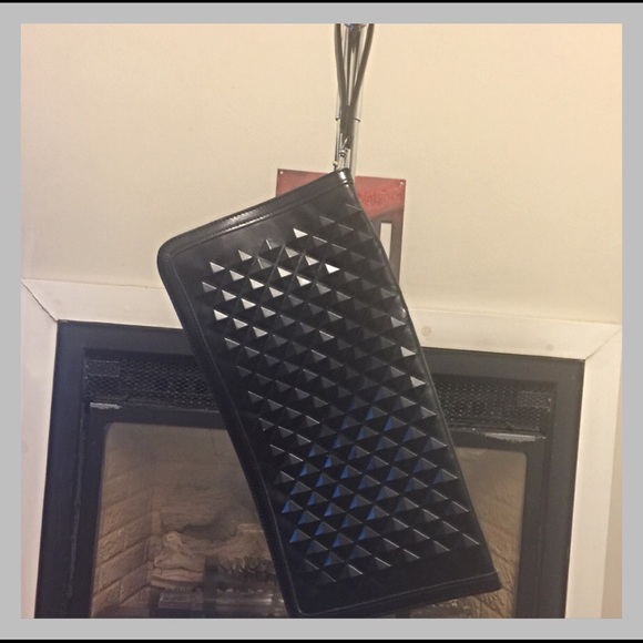 Forever 21 Handbags - Oversized Clutch/Wristlet