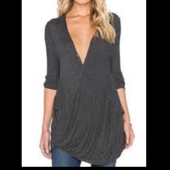 1 Hour Sale ‼️ Free  People Wrap Top - Picture 2 of 4