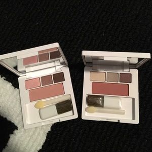 eyeshadow and blush set