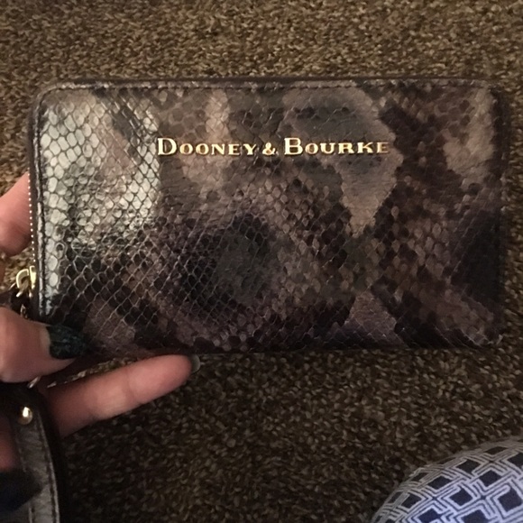 Dooney wristlet