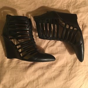 Jessica Simpson heels