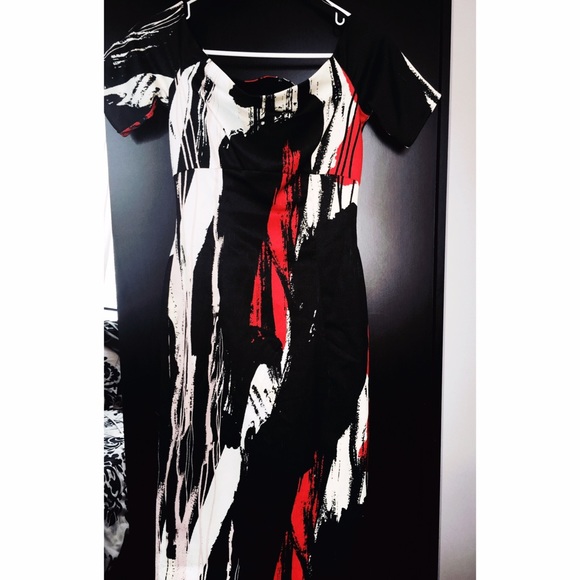 H&M Midi, off the shoulders dress