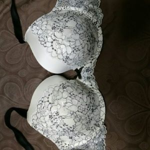Victoria Secret bra