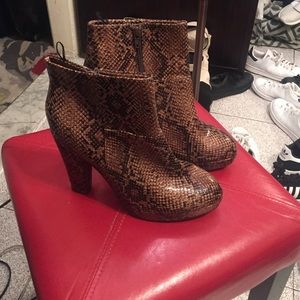 h&m snake boots