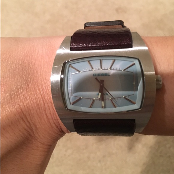 🚫SOLD🚫Diesel Watch - Picture 2 of 4