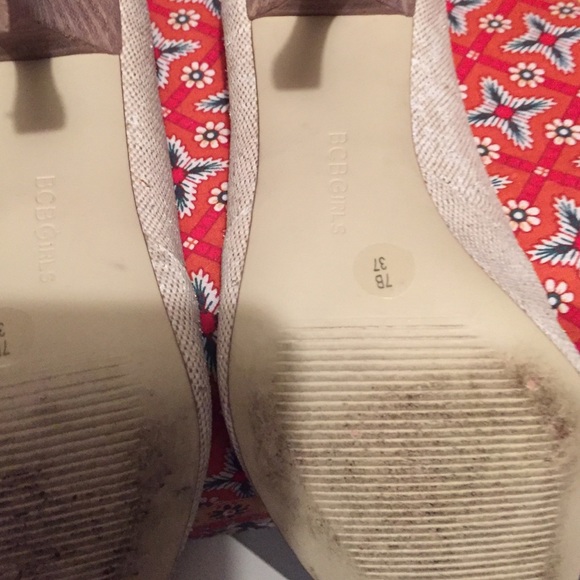 BCBG Girls Linen heels - Picture 4 of 4