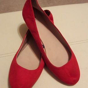 Coral red/ Orange flats
