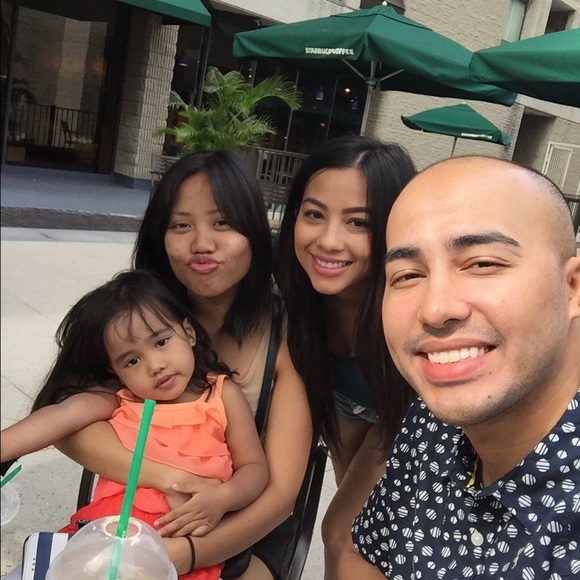 Meet your Posher, Chloe - Picture 3 of 4