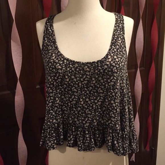 Brandy Melville cropped tank