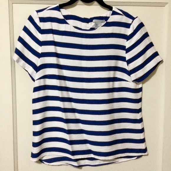 ✨SALE✨H&M | Blue Striped Top | Medium