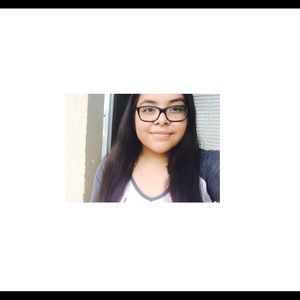 Meet your Posher, Joana