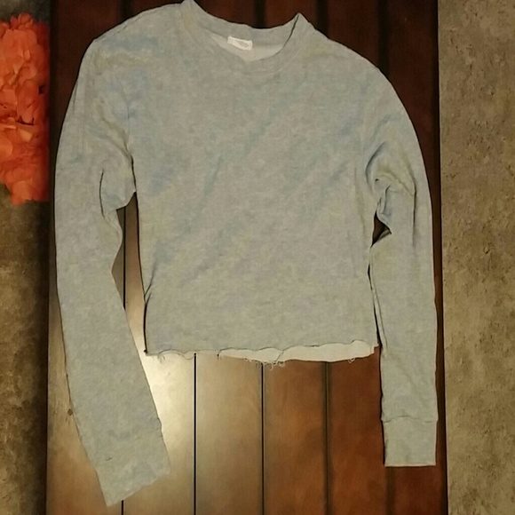 Crop sweatshirt