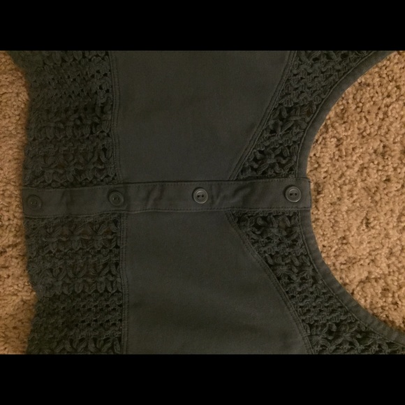 Tank/ Crop Top. - Picture 2 of 2