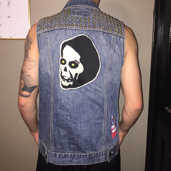UO KILL CITY Denim Vest (Size Small Men's)
