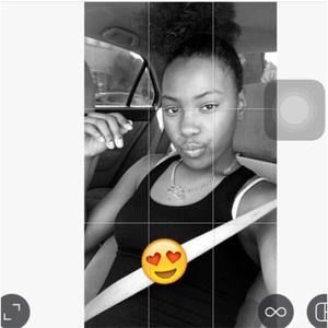 Meet your Posher, Lynn