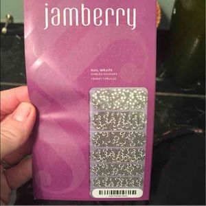 NEW Jamberry Wraps!