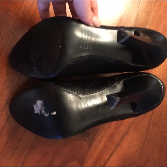 New Black leather ankle booties - Picture 4 of 4