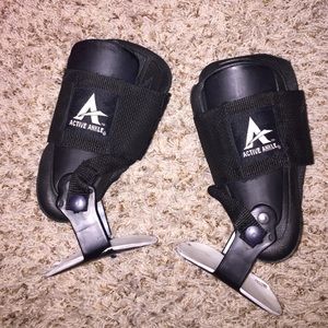 Active Ankle T2 Ankle Braces.