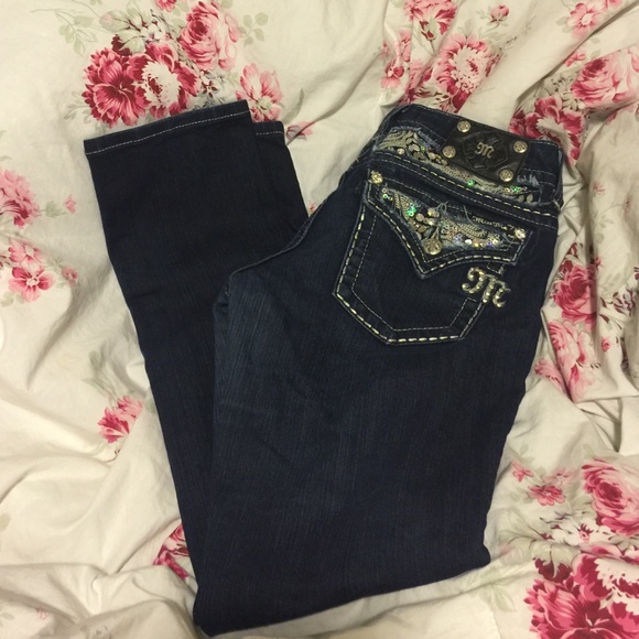 MISS NE JEANS SIZE 28!