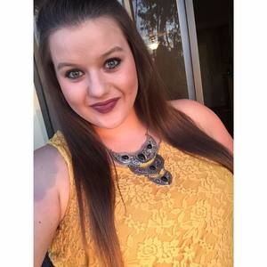 Meet your Posher, Caitlyn