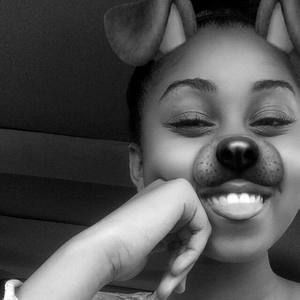 Meet your Posher, Jade