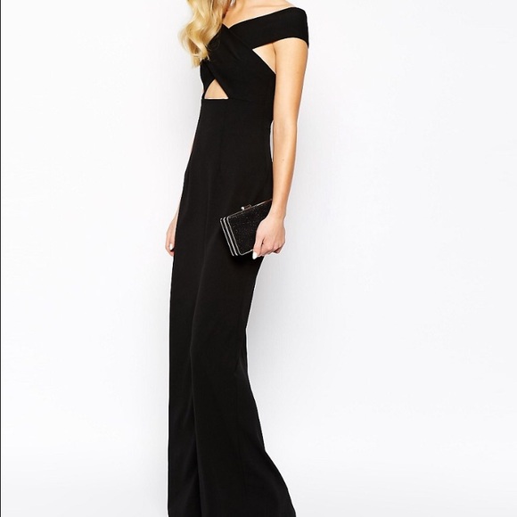 Solace London Cara off shoulder maxi dress