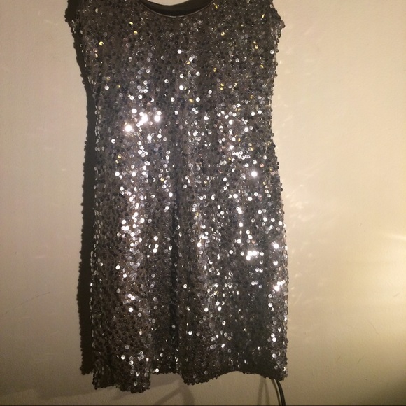 Dazzling sequin mini dress :) - Picture 3 of 3