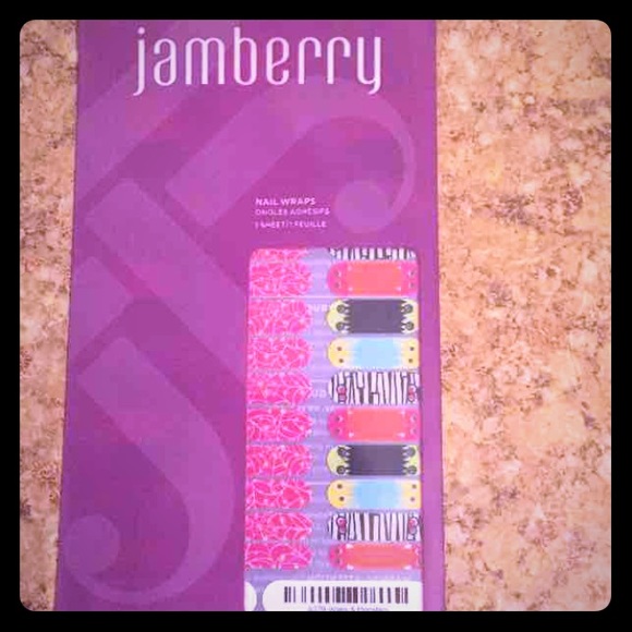 NEW Jamberry Juniors for Halloween!
